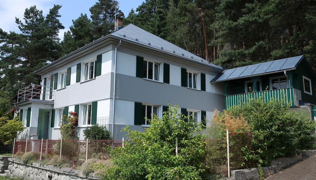 Apartments Michovka Koberovy Экстерьер фото