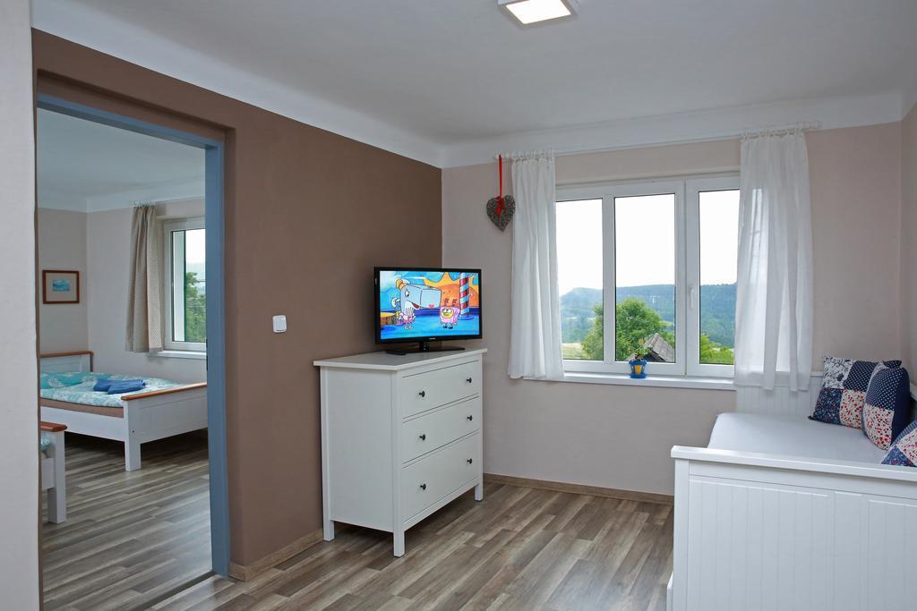 Apartments Michovka Koberovy Экстерьер фото